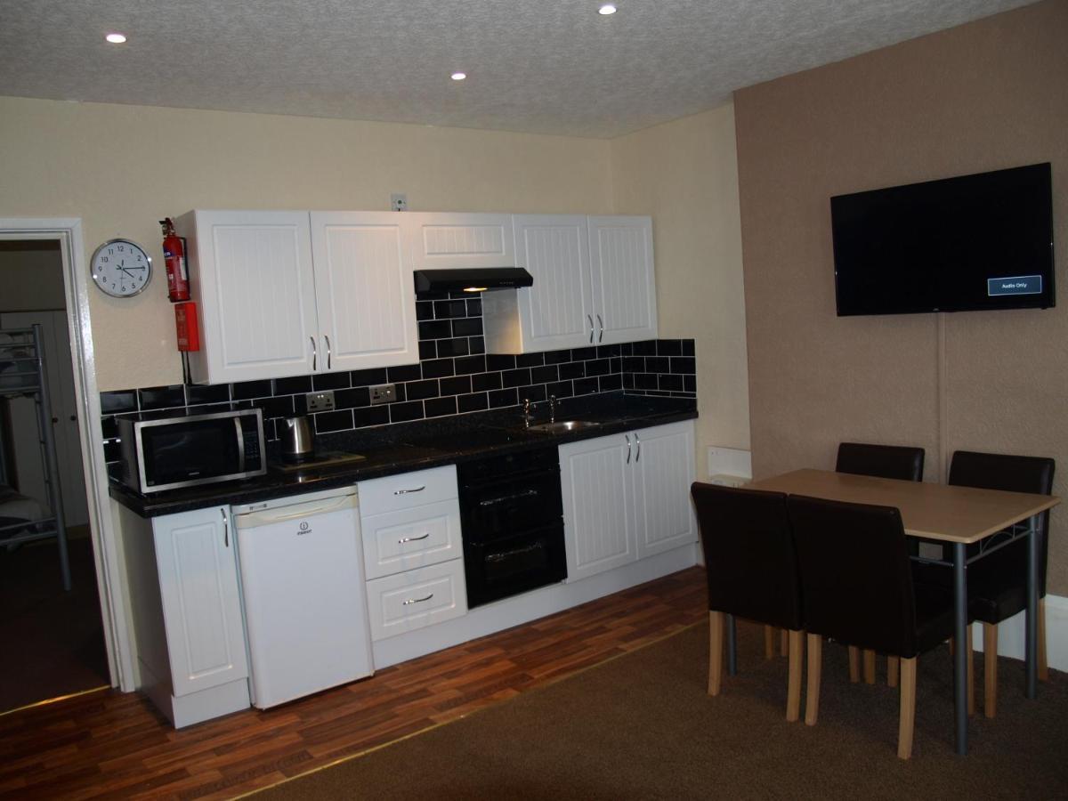 Phillips Apartments Blackpool Esterno foto